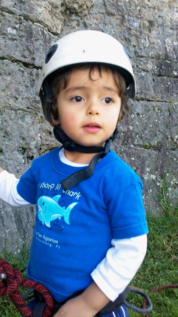 Escalando.... — foto de Juan Peláez