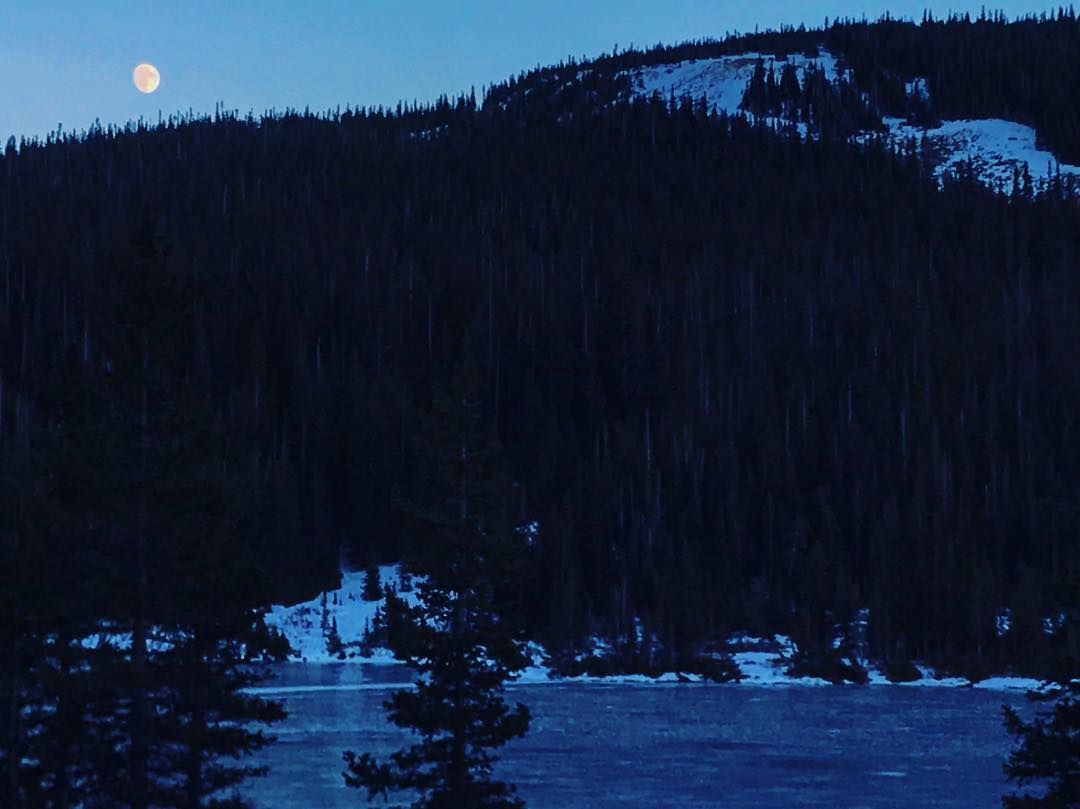 Frozen Moon — foto de Juan Peláez